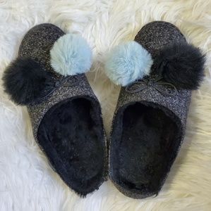 Used Toms Women's Slippers